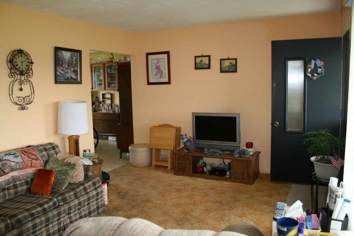 2664 North Hickory Road Owosso, MI 48867 - Photo 16 of 19 31300462-15.JPG