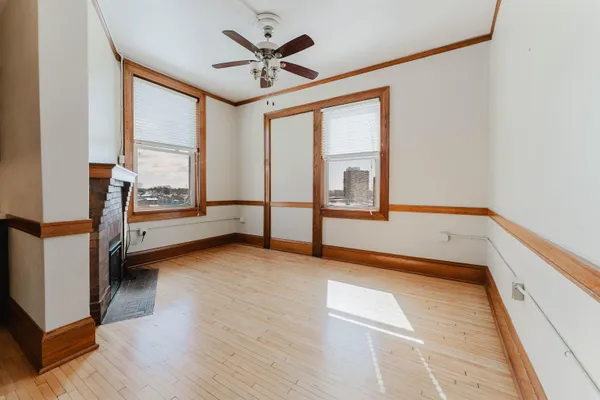 $189,900 | 105 Washington Avenue, Unit 304, Oshkosh, WI 54901