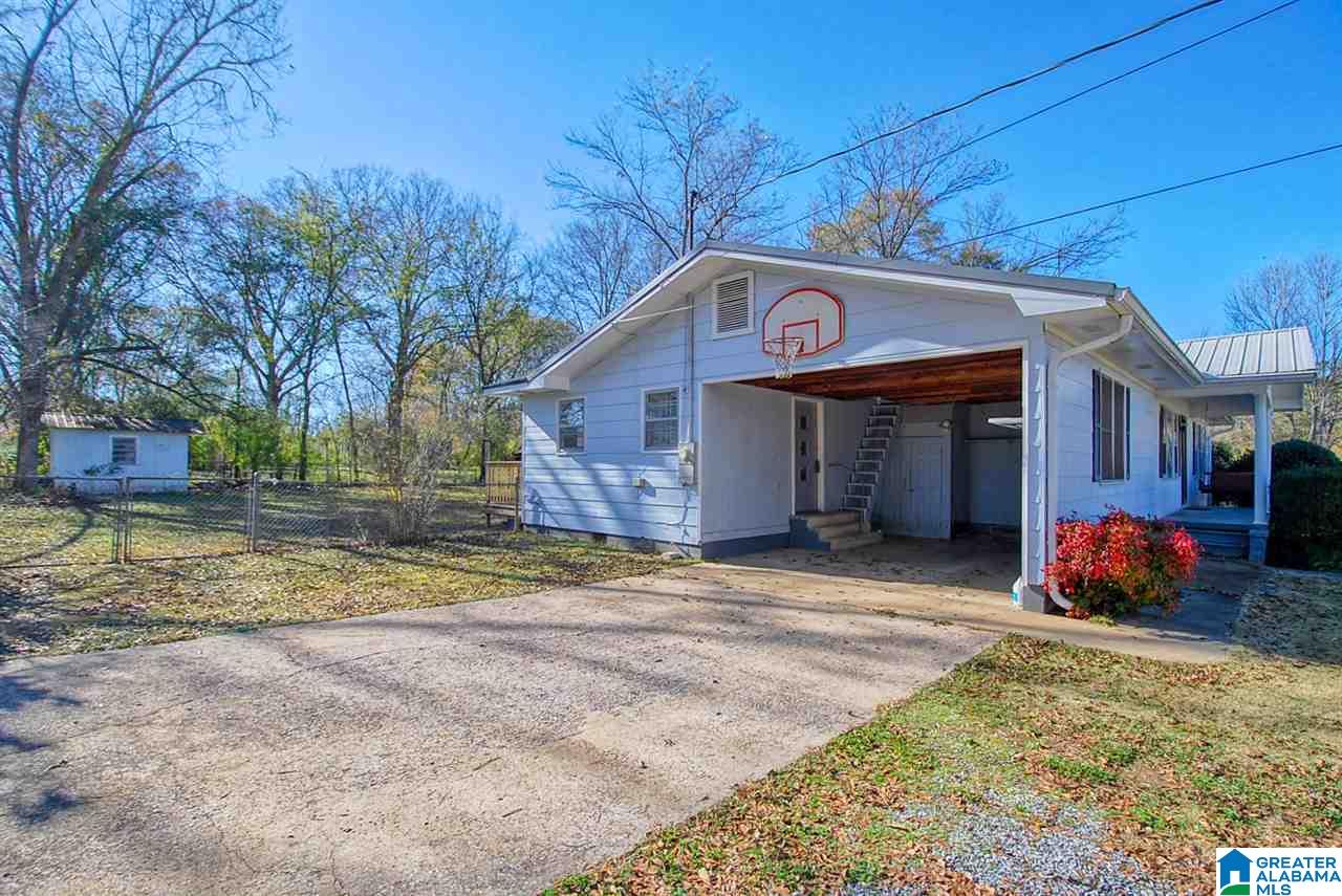 69 Jones Street Munford, AL 36268 - Photo 3 of 22