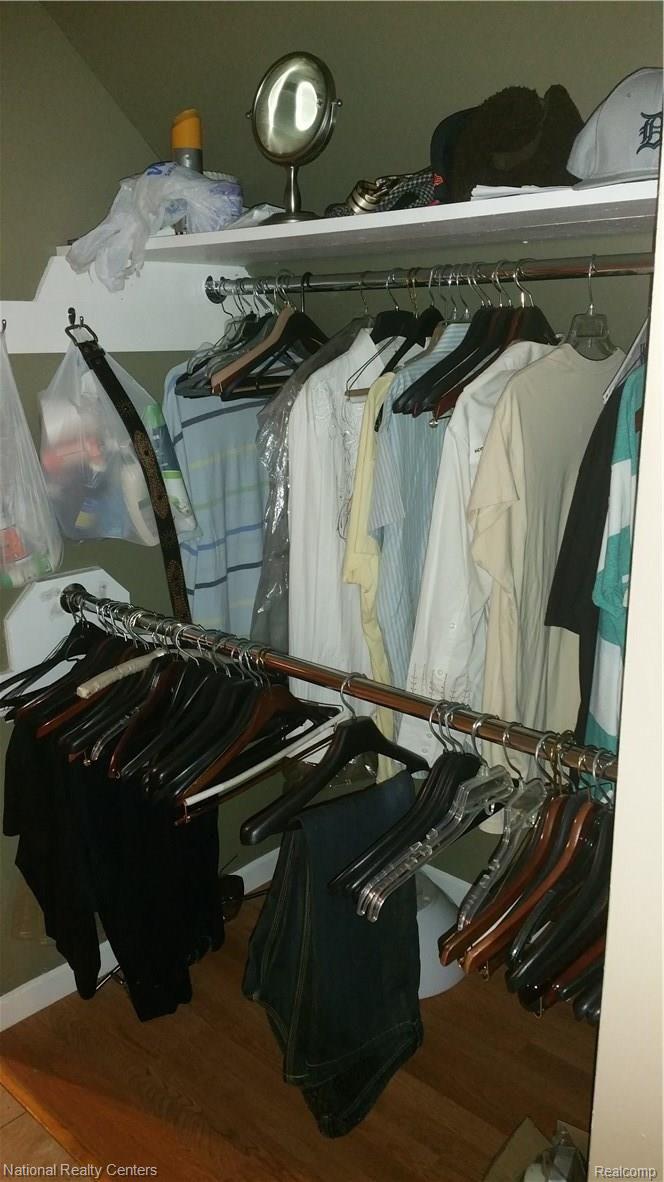 13580 Ashton Road Detroit, MI 48223 - Photo 10 of 26 CLOSET 2