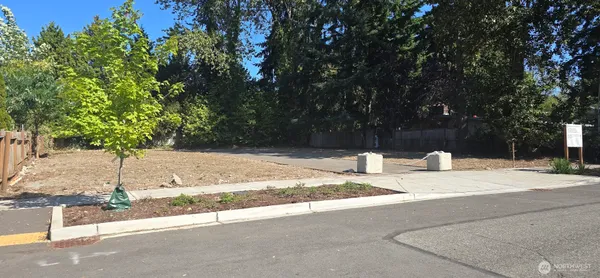 $330,000 | 10814 Southeast 173rd Street, Renton, WA 98055