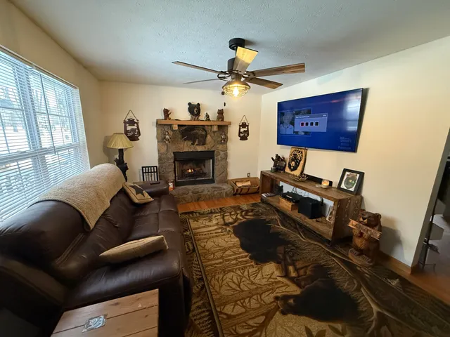 $455,000 | 77 Fawn Lane, Graysville, TN 37338