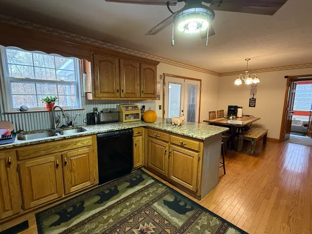 $455,000 | 77 Fawn Lane, Graysville, TN 37338