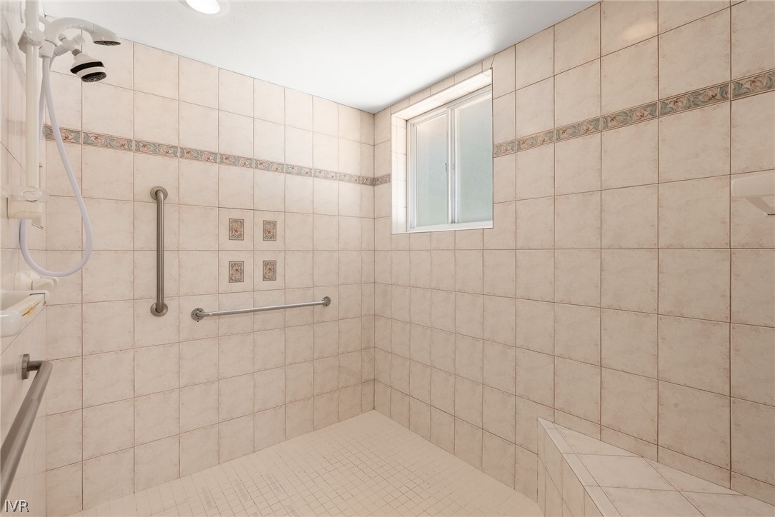 1094 Mill Creek Road Incline Village, NV 89451 - Photo 21 of 32 a bathroom with a shower