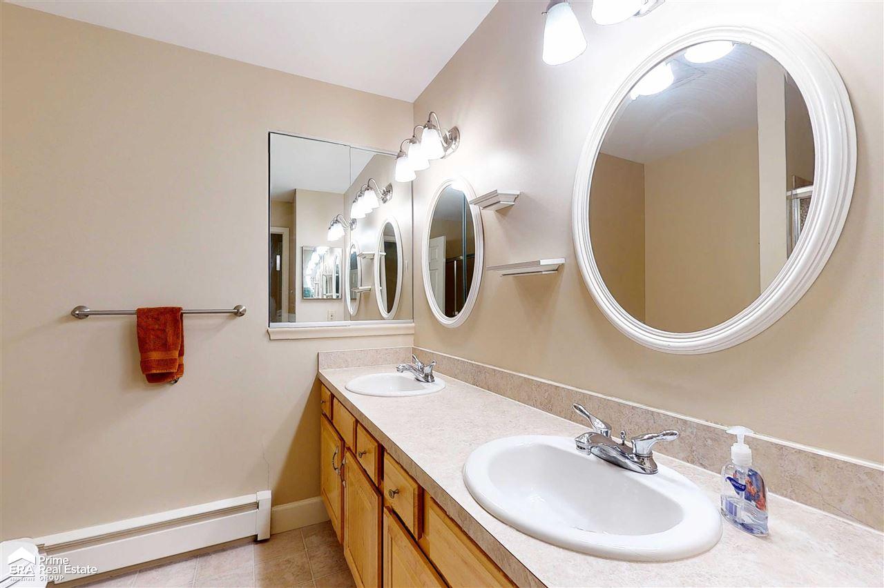 4176 McCandlish Road Grand Blanc, MI 48439 - Photo 44 of 86 50043885-43.JPG