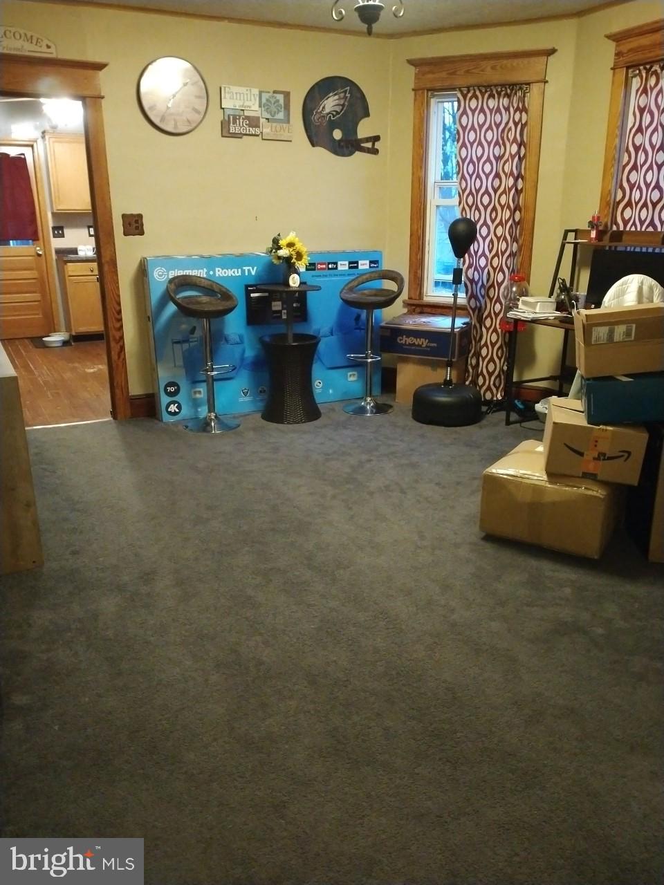 216 Chestnut Street Delran, NJ 08075 - Photo 5 of 17 Gallery Image 5