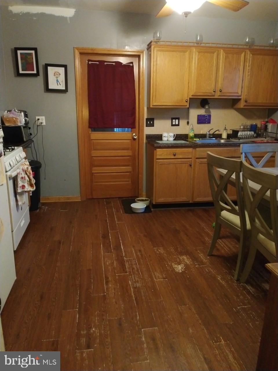 216 Chestnut Street Delran, NJ 08075 - Photo 6 of 17 Gallery Image 6