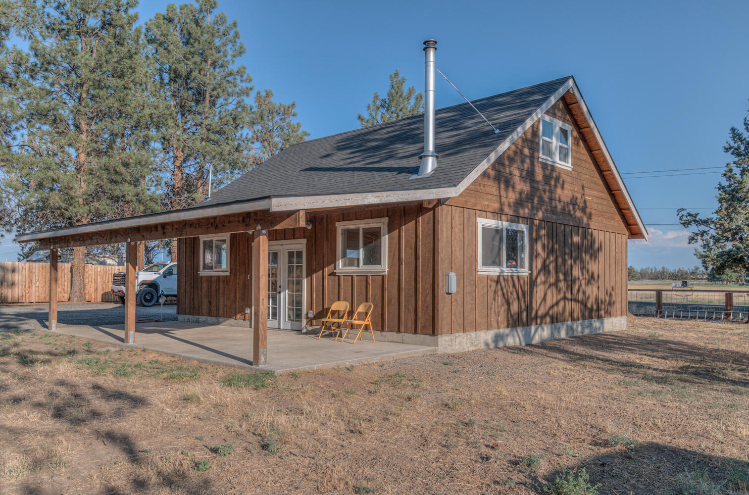 21122 Tumalo Road Bend, OR 97703 - Photo 24 of 41 RV power hook up