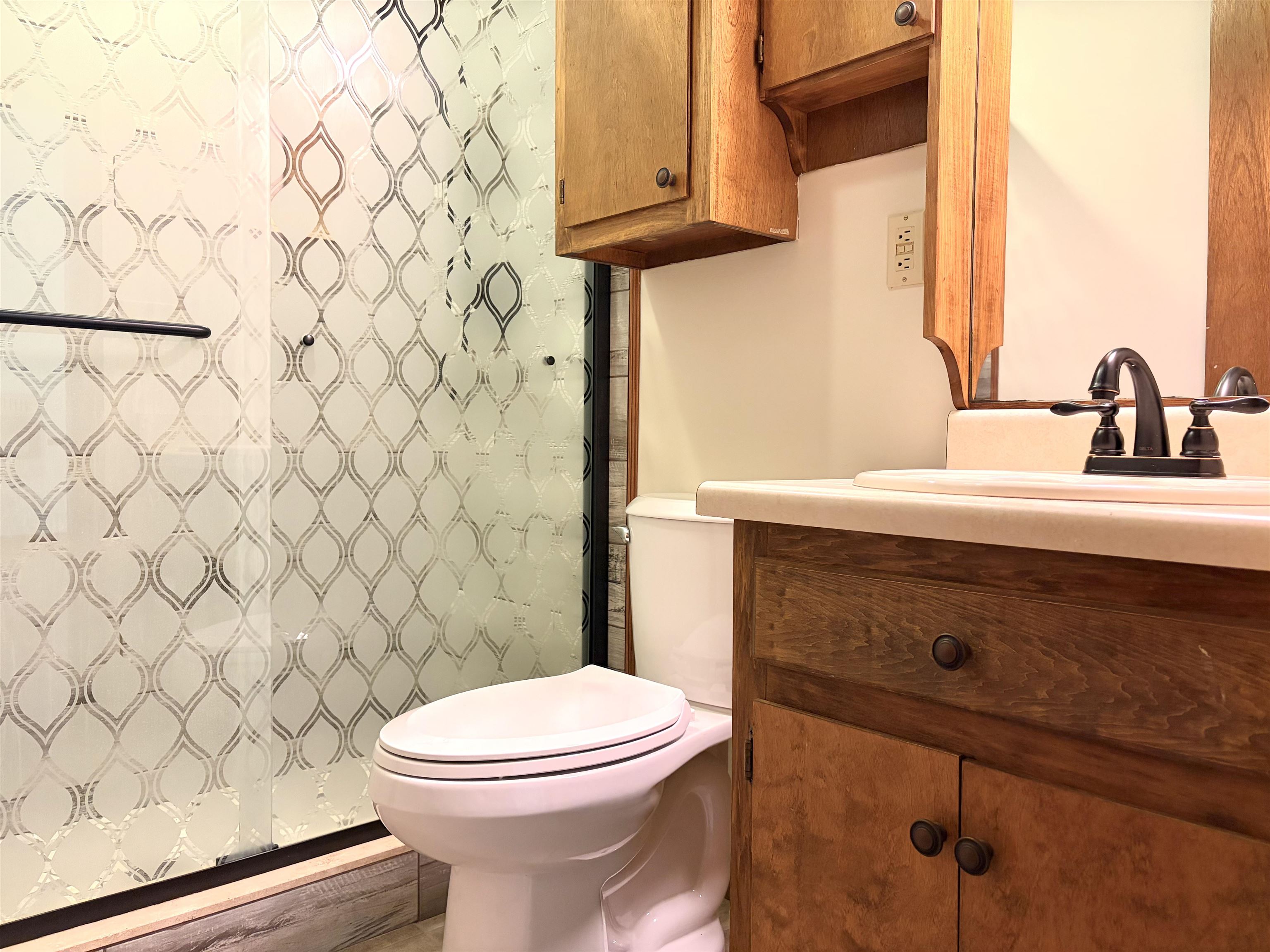 640 Red Bird Road Middleton, TN 38052 - Photo 16 of 30 Bathroom