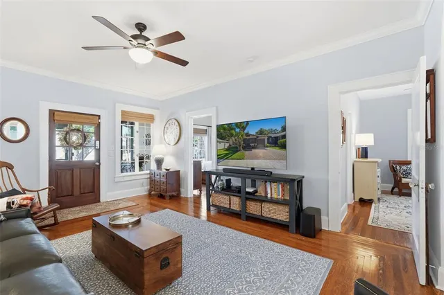 $425,000 | 825 Vistabula Street, Lakeland, FL 33801