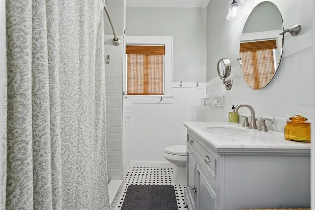 $425,000 | 825 Vistabula Street, Lakeland, FL 33801