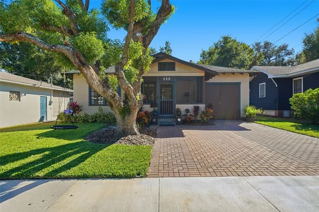 $425,000 | 825 Vistabula Street, Lakeland, FL 33801