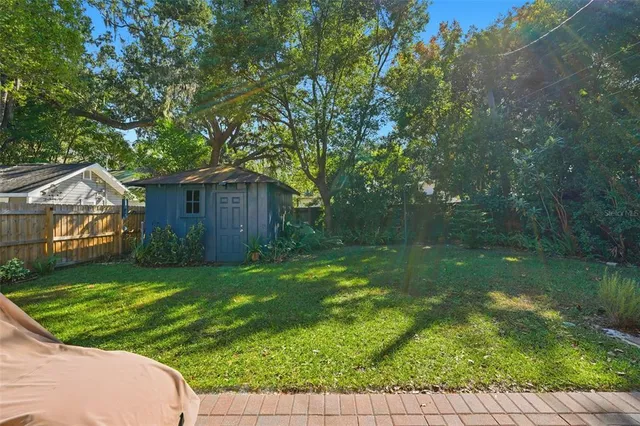 $425,000 | 825 Vistabula Street, Lakeland, FL 33801