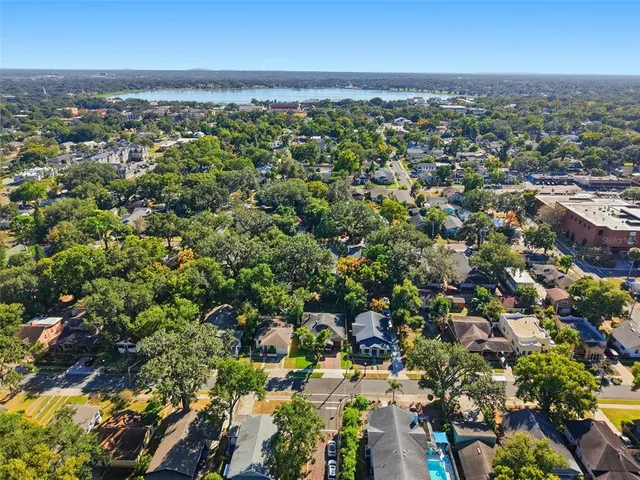 $425,000 | 825 Vistabula Street, Lakeland, FL 33801