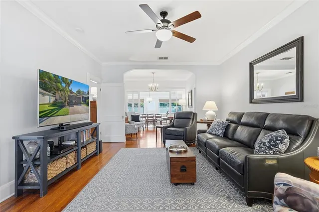 $425,000 | 825 Vistabula Street, Lakeland, FL 33801