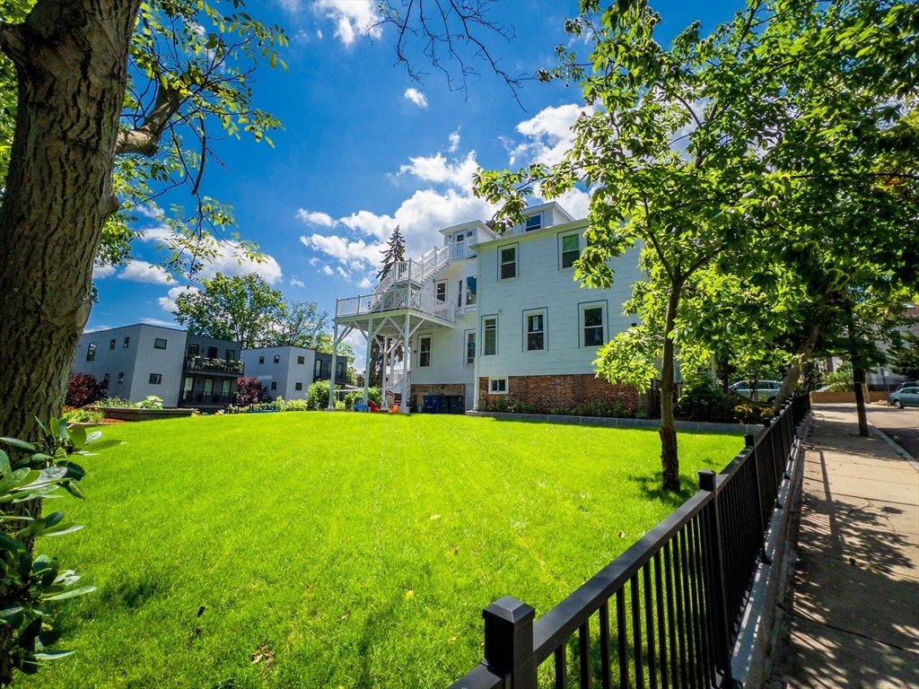 100 Chestnut Avenue, Unit 3 Boston, MA 02130 - Photo 21 of 27