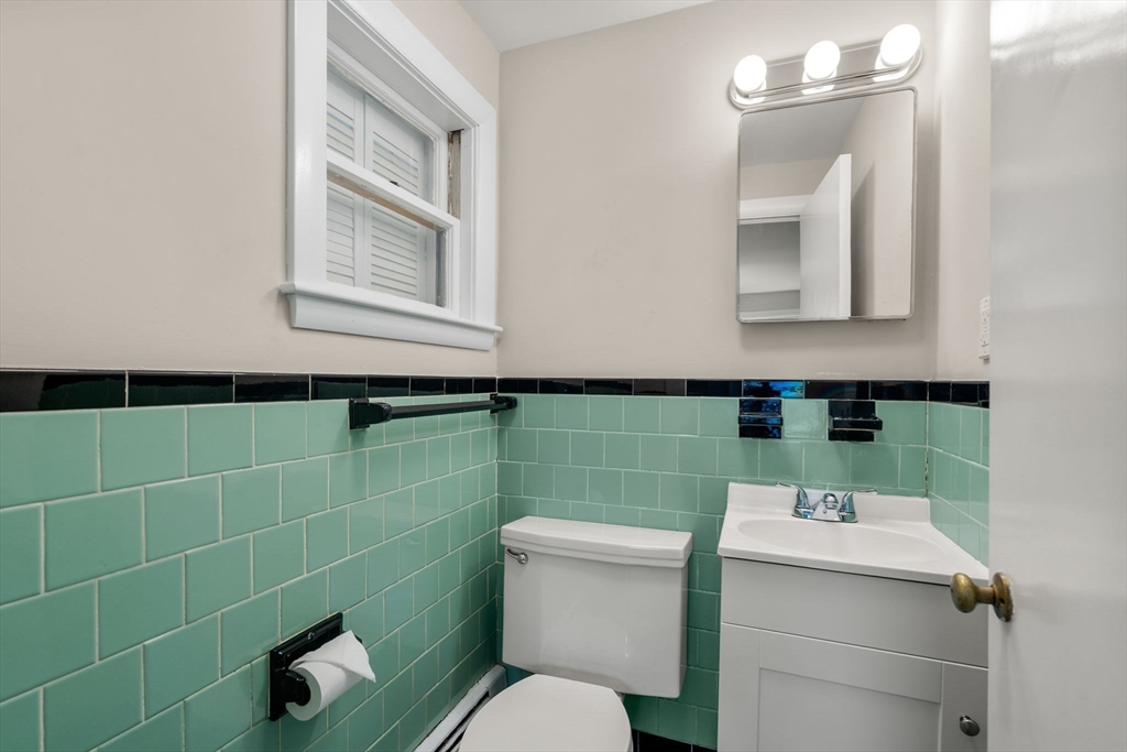 10 Roberta Road Sharon, MA 02067 - Photo 22 of 25