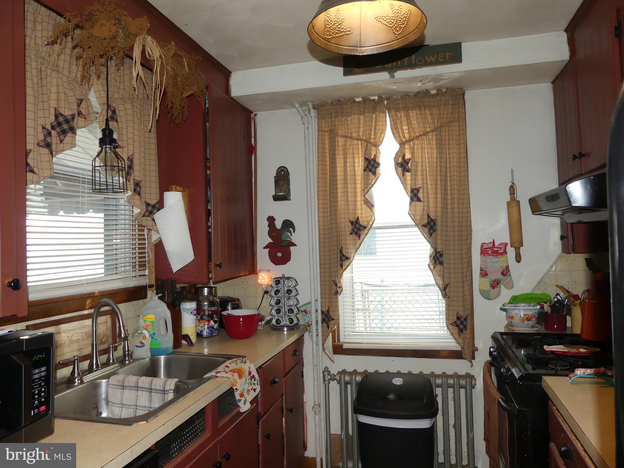 351 3rd Street Hanover, PA 17331 - Photo 9 of 29 Kitchen