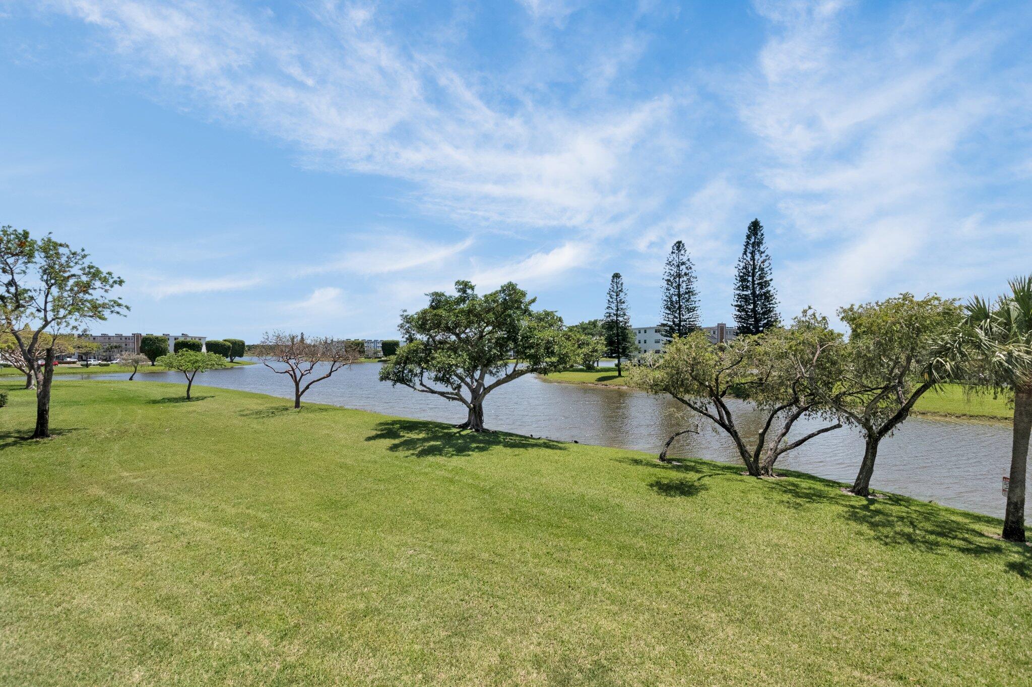 2020 Newcastle A Boca Raton, FL 33434 - Photo 21 of 48 27-web-or-mls-DSC_1106