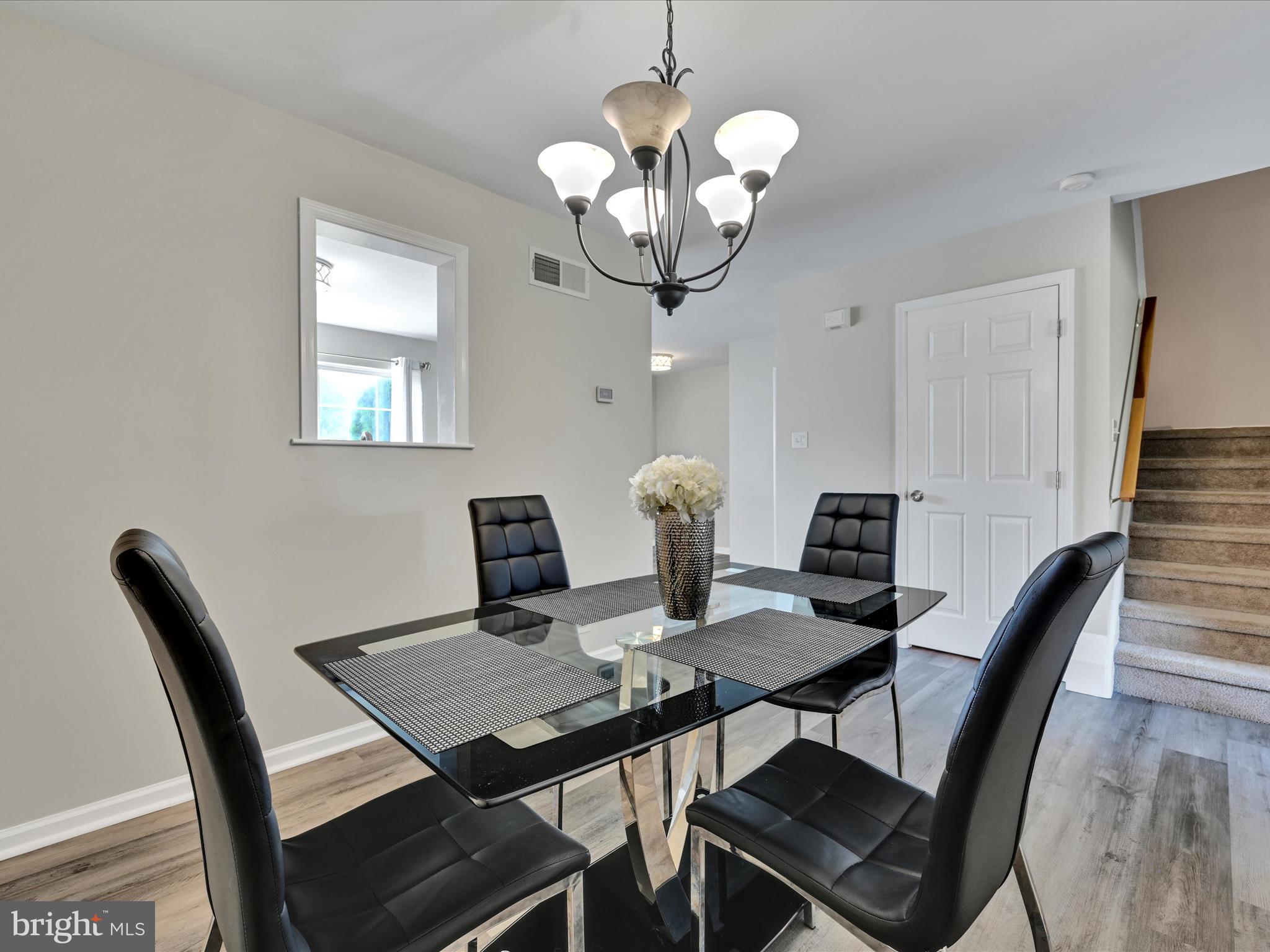 17-3 Cranberry Ridge, Unit 6 Reading, PA 19606 - Photo 10 of 27 Dining Room