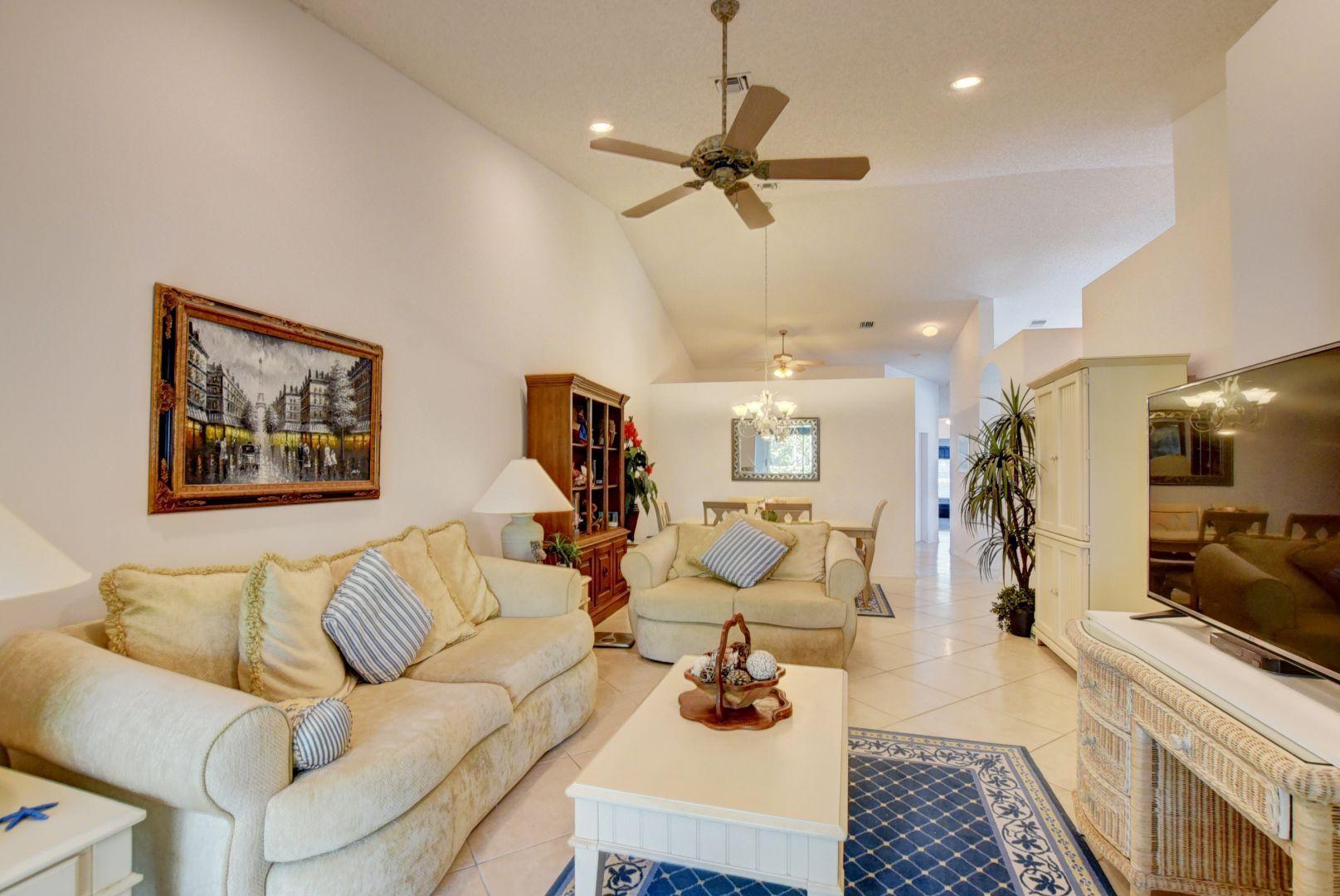 15311 Ixora Road Delray Beach, FL 33484 - Photo 7 of 26 11_ebf_0501and4more