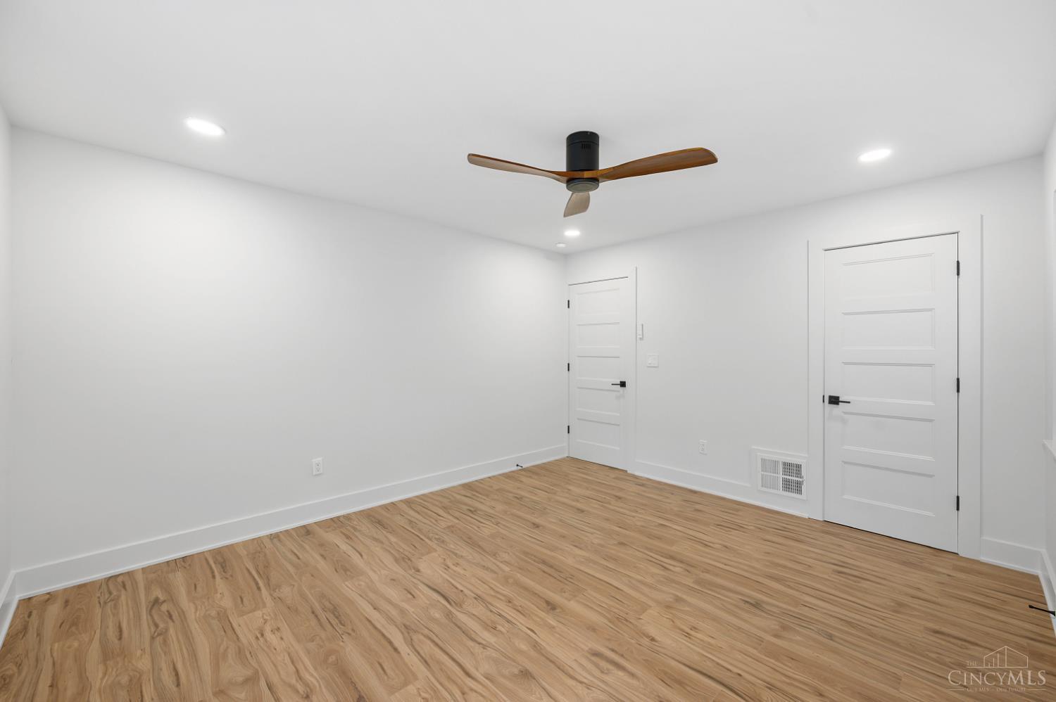 3622 Brotherton Road, Unit 1 Cincinnati, OH 45209 - Photo 10 of 14