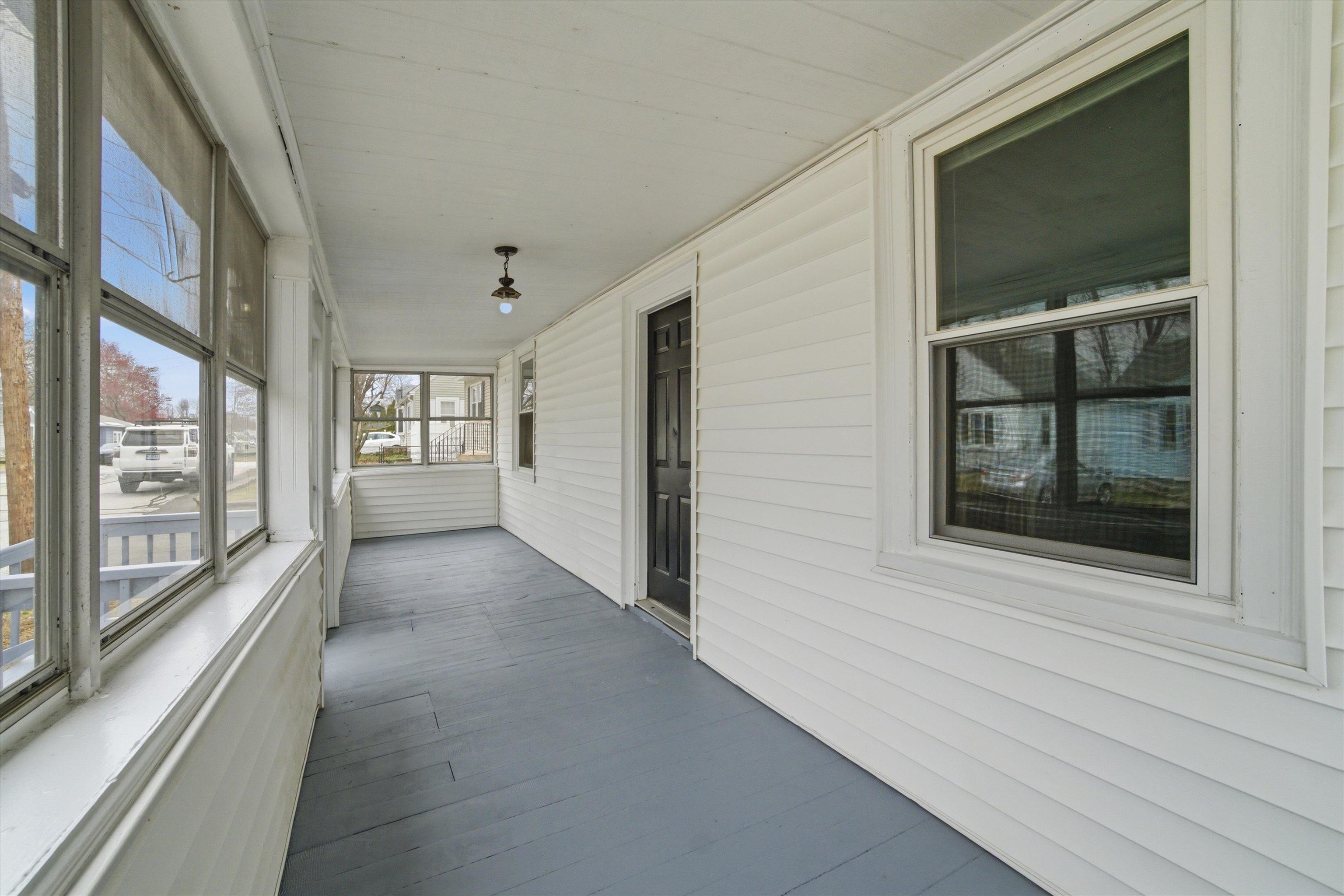 41 Dewey Street Manchester, NH 03103 - Photo 8 of 42