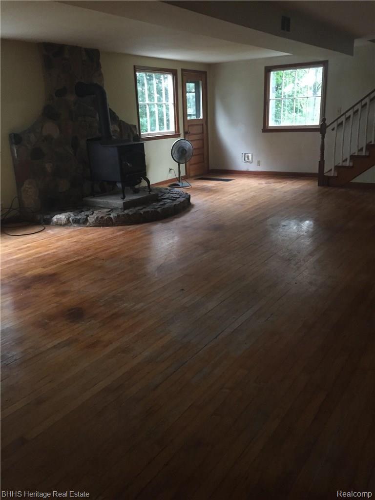 10408 Argentine Road Fenton, MI 48430 - Photo 3 of 3 Argentine 4.jpg