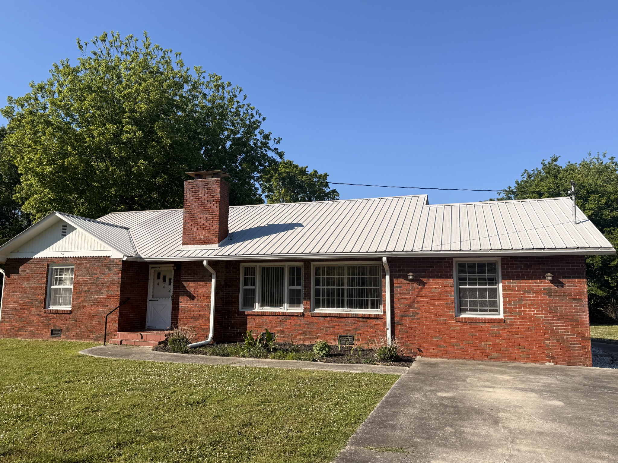 442 West Rhea Avenue Spring City, TN 37381 - Photo 1 of 1 Gallery Image 1
