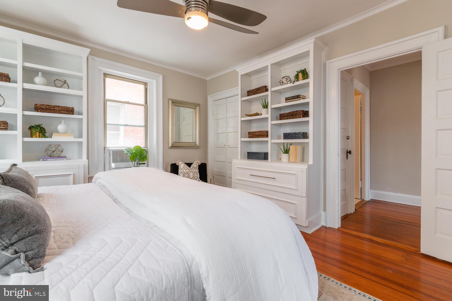 2022 Columbia Road Northwest, Unit 606 Washington, DC 20009 - Photo 20 of 52 Bedroom #1 with beautiful built-ins.