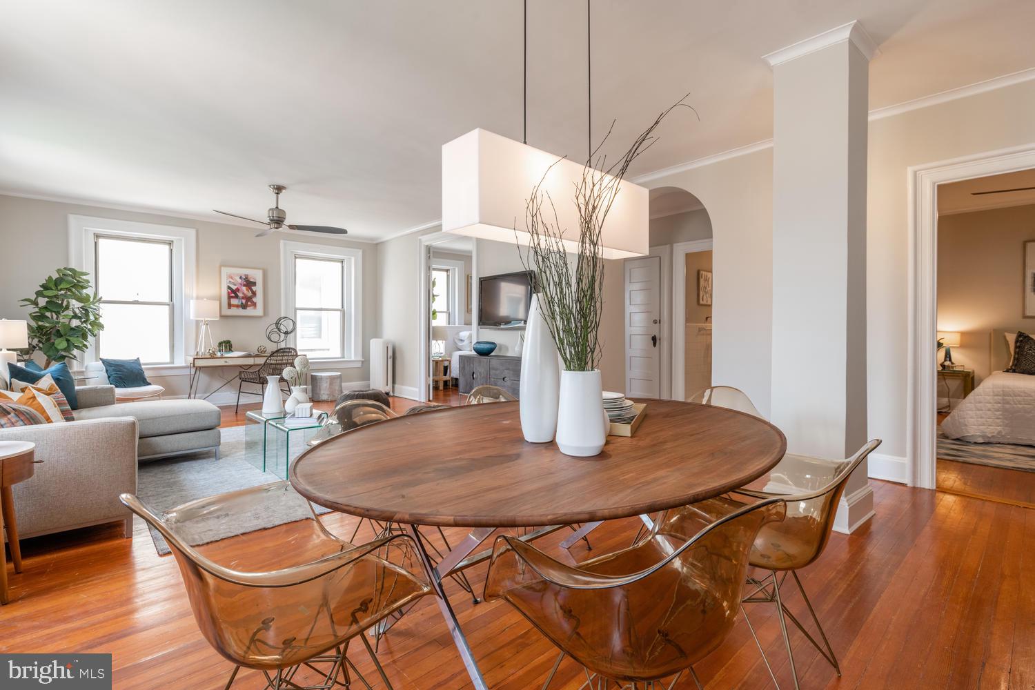 2022 Columbia Road Northwest, Unit 606 Washington, DC 20009 - Photo 9 of 52 Beautiful, Bright Dining Room.