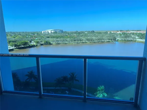 $2,850 | 2641 North Flamingo Road, Unit 2006N, Sunrise, FL 33323