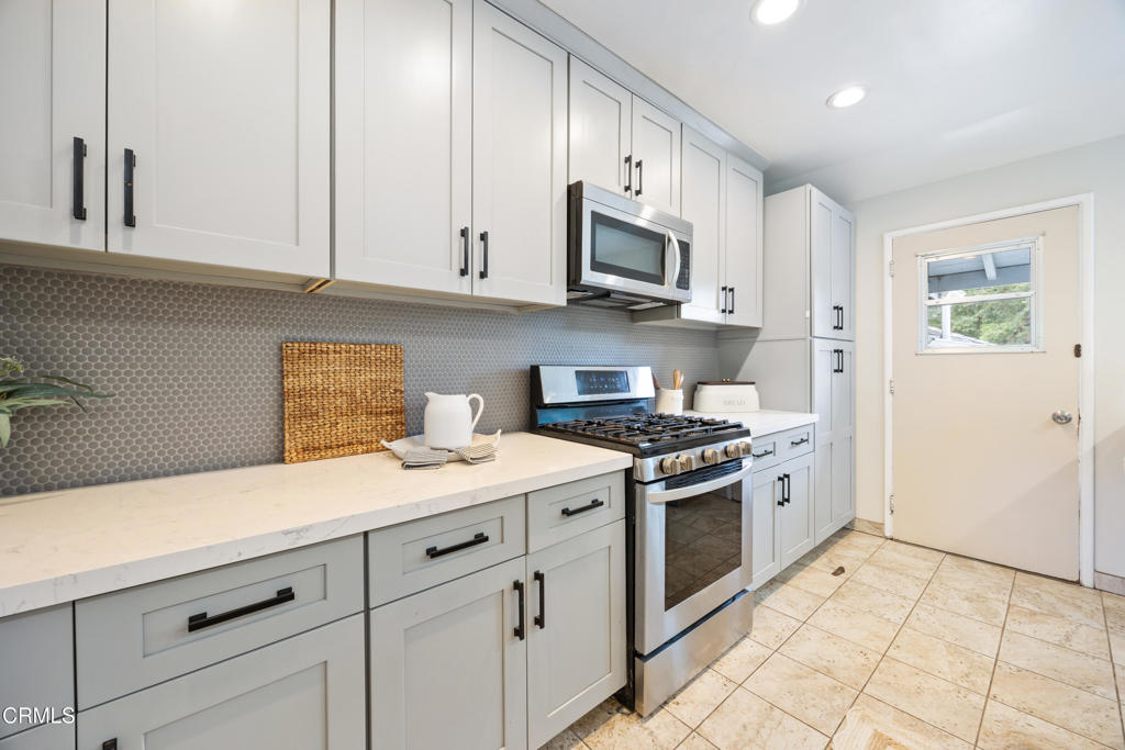 350 Glen Summer Road Pasadena, CA 91105 - Photo 19 of 54 HIGH RES-35