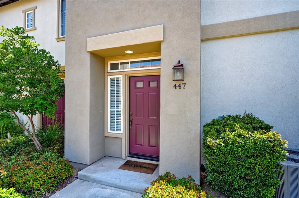 447 Ridgeway Irvine, CA 92620 - Photo 8 of 88