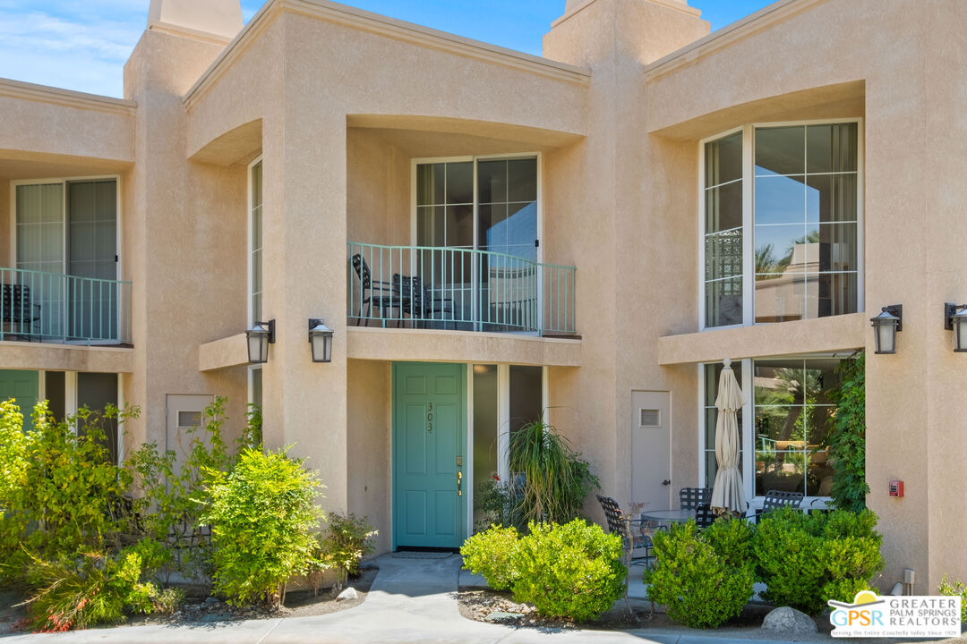 1555 North Chaparral Road, Unit 303 Palm Springs, CA 92262 - Photo 1 of 31