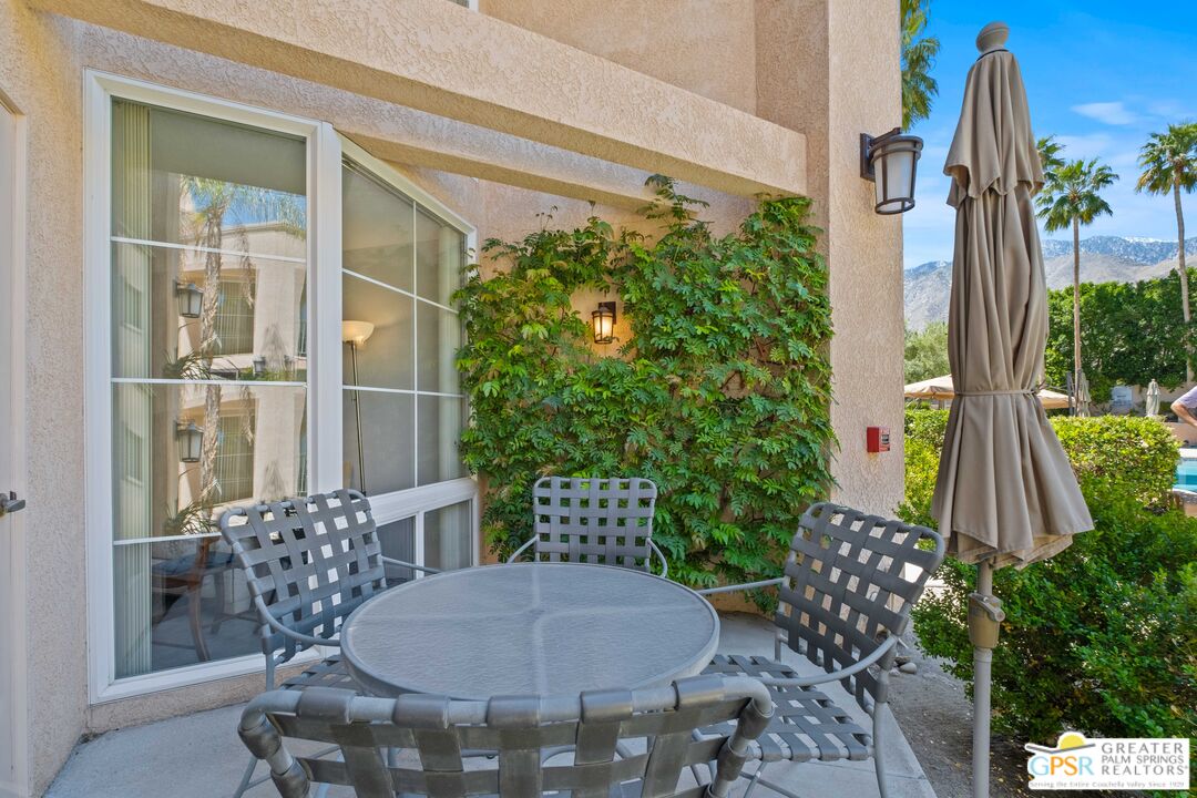 1555 North Chaparral Road, Unit 303 Palm Springs, CA 92262 - Photo 4 of 31