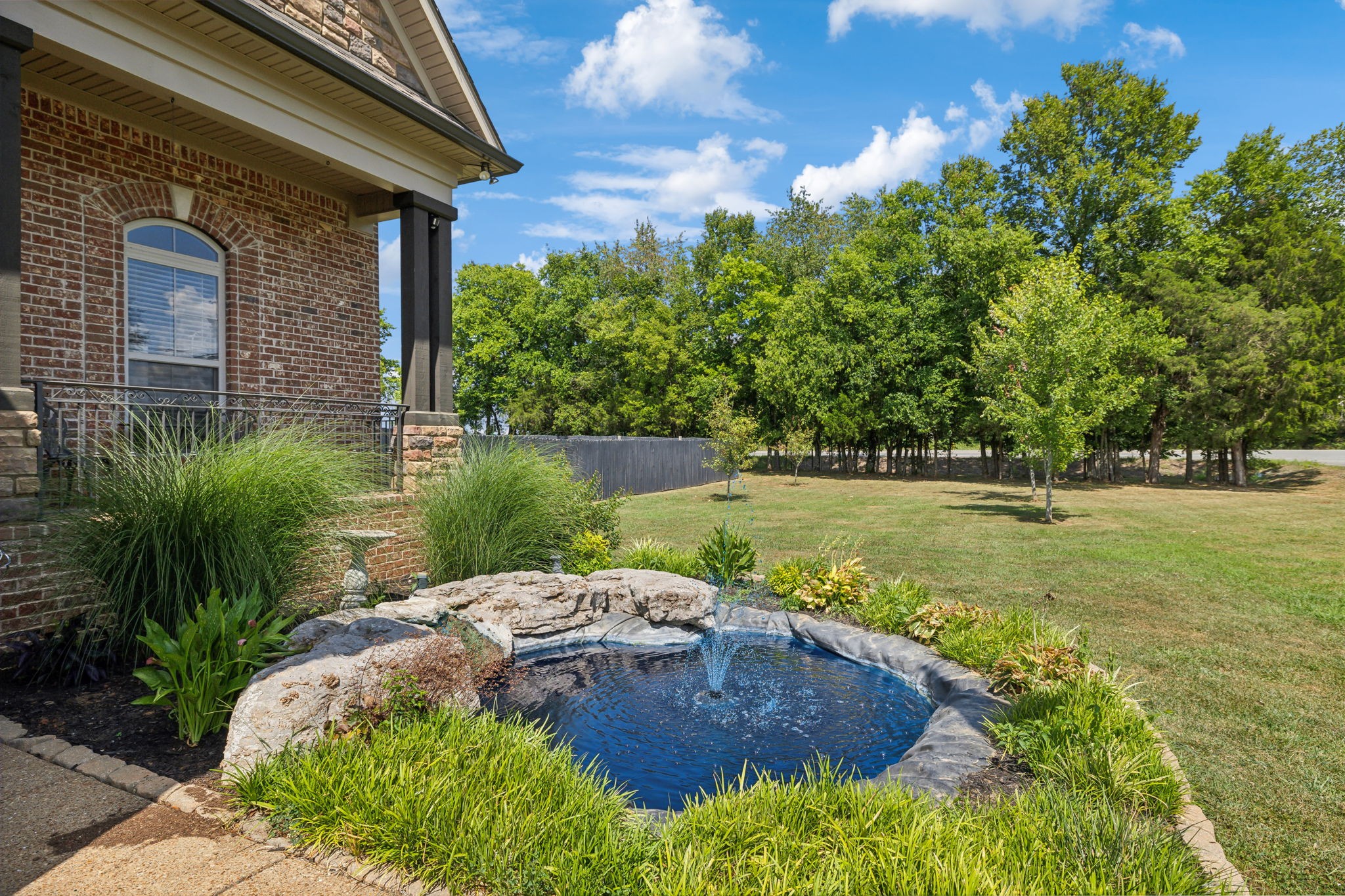 101 Flat Woods Road Lebanon, TN 37090 - Photo 5 of 55 a view of a backyard with large trees