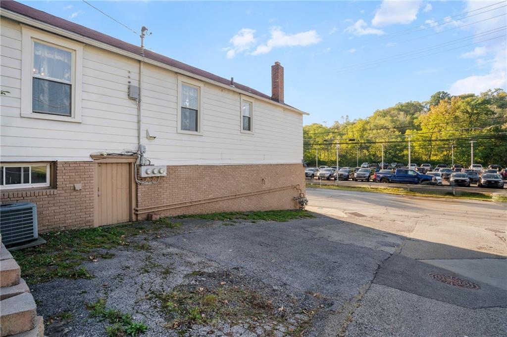 3269 Library Road Pittsburgh, PA 15234 - Photo 33 of 48