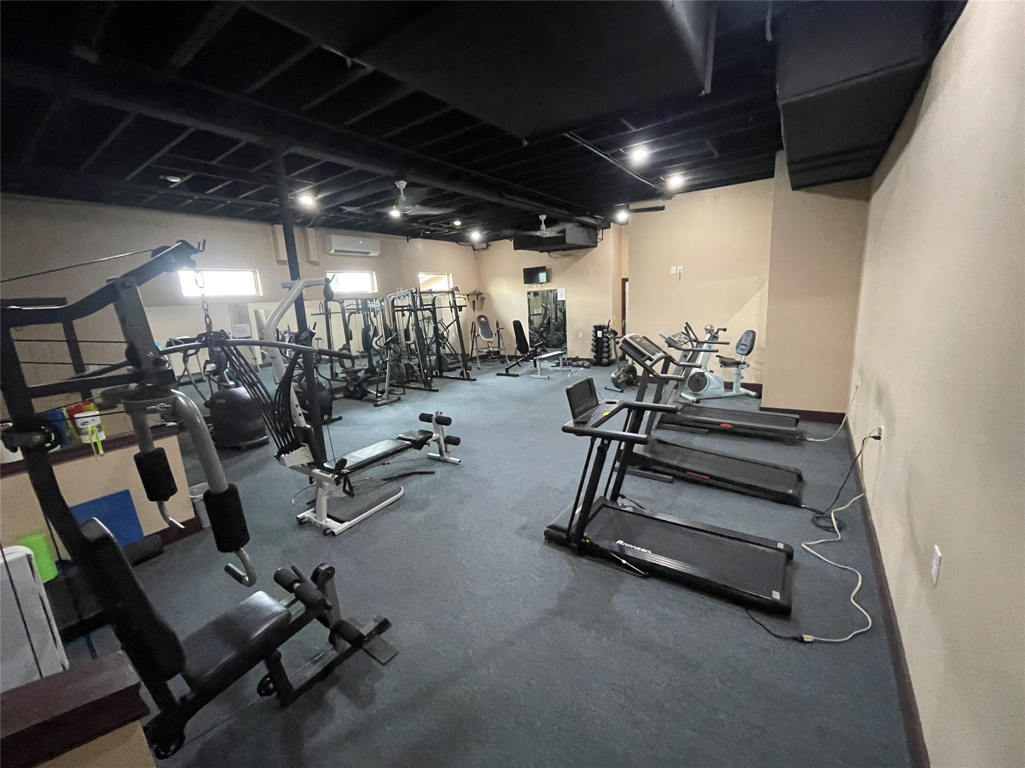 106 Westlake Road Trinity, TX 75862 - Photo 24 of 36 Large exercise facilities