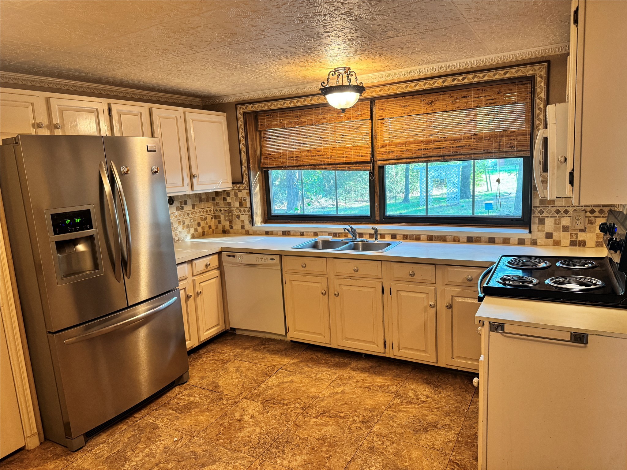 106 Westlake Road Trinity, TX 75862 - Photo 7 of 36