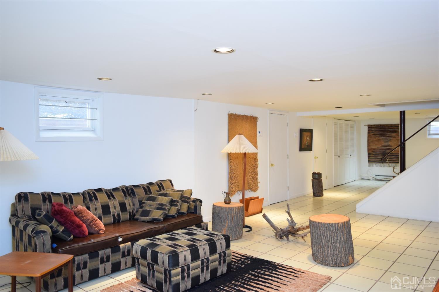 400 New Dover Road Colonia, NJ 07067 - Photo 22 of 30 Gallery Image 22