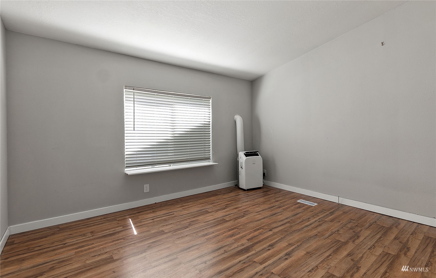 46446 Baker Loop Road Concrete, WA 98237 - Photo 13 of 29 Gallery Image 13