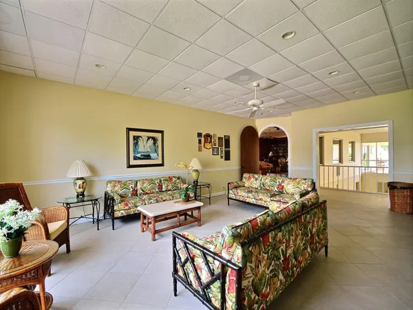 $1,750 | 5400 Jimmy Buffett Mem Highway, Unit E1, Indian River Shores, FL 32963