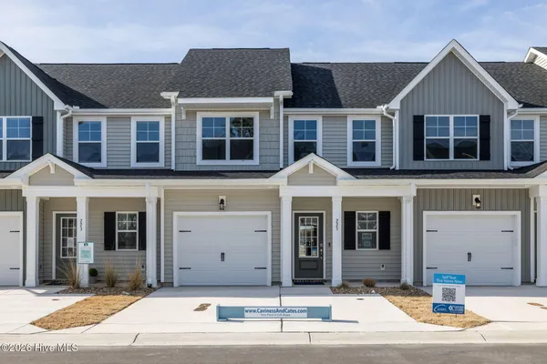 $367,400 | 225 Cline Way, Unit 102 1809 LIVE OAK, Beaufort, NC 28516