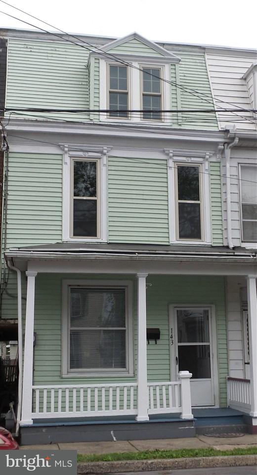 143 Lucknow Road Harrisburg, PA 17110 - Photo 1 of 23 Gallery Image 1