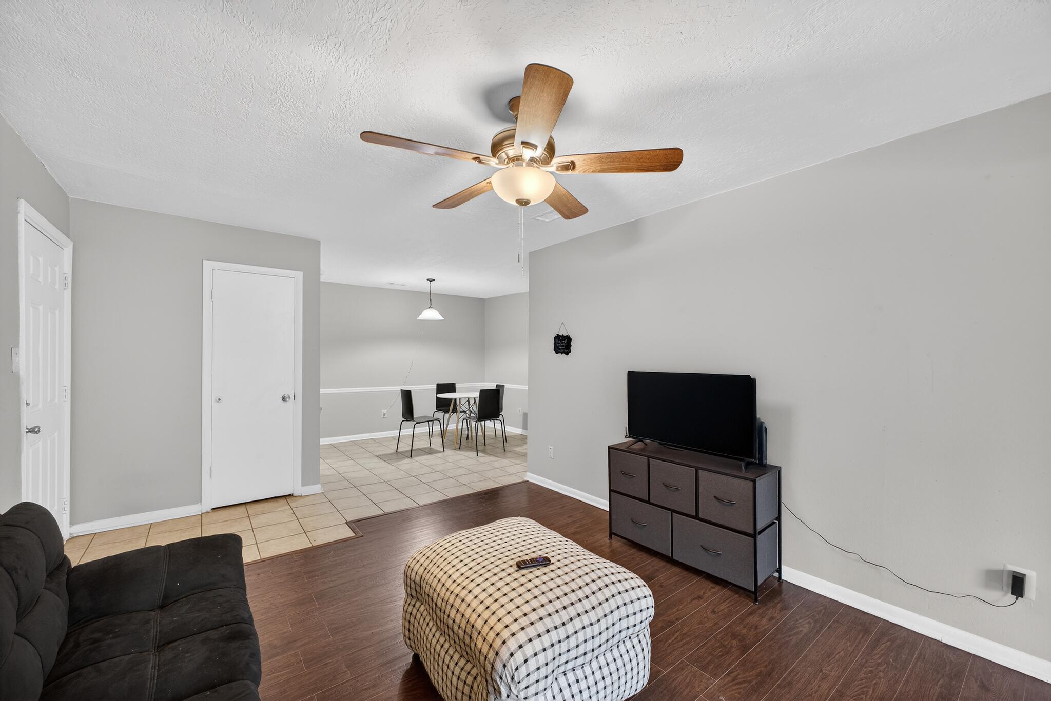 1017 Stevens Creek Road, Unit G186 Augusta, GA 30907 - Photo 4 of 12 IMG_7434A