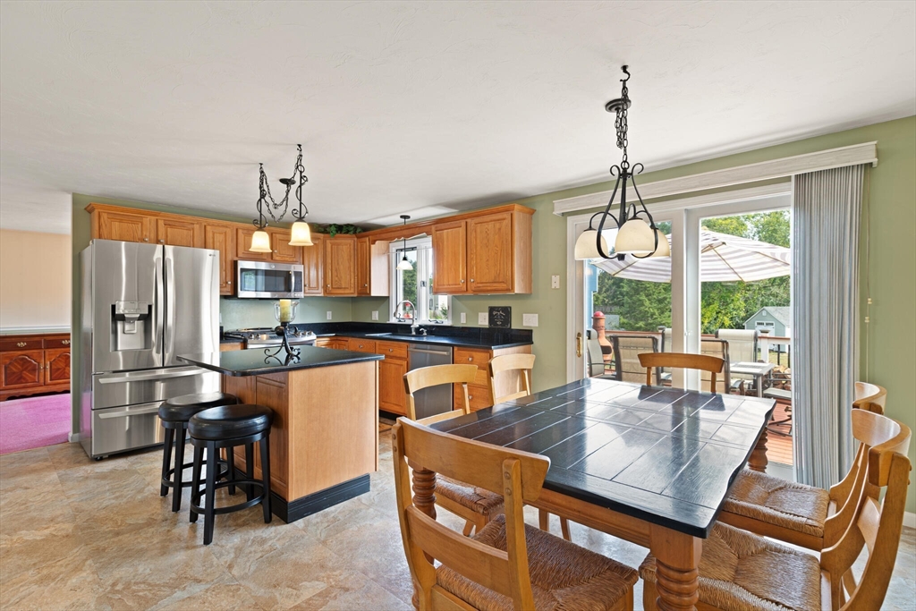 264 Bay Road Easton, MA 02356 - Photo 6 of 27 Gallery Image 6
