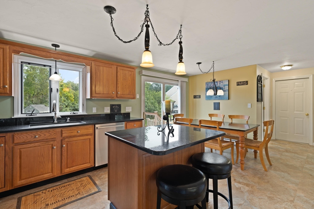 264 Bay Road Easton, MA 02356 - Photo 10 of 27 Gallery Image 10