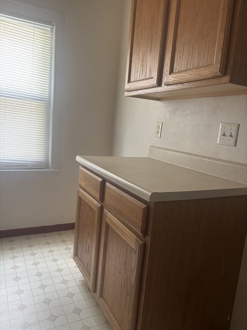 3001 44th Street Moline, IL 61265 - Photo 13 of 31