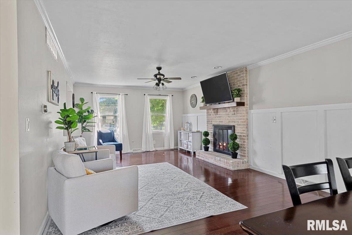 57 Silver Rod Drive Springfield, IL 62711 - Photo 8 of 36